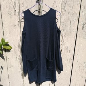 Abercrombie and Fitch Cold shoulders T-dress